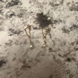 Catbird Sweet nothing earrings and tiny pearl charm set